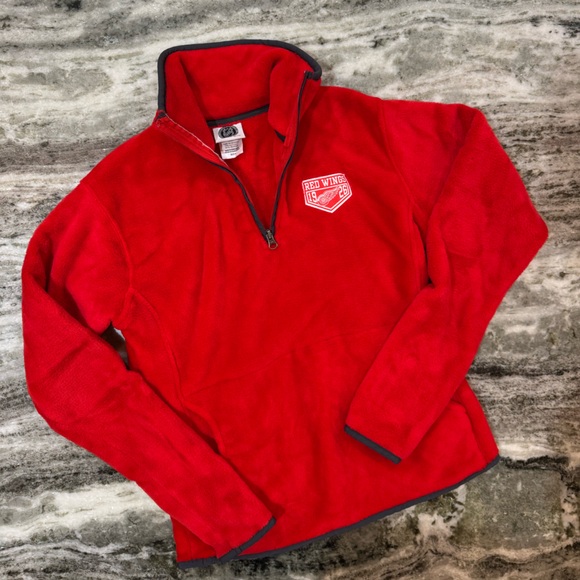 NHL Tops - Detroit Red Wings NHL Red Fuzzy Quarter-Zip Sweatshirt Women’s Small